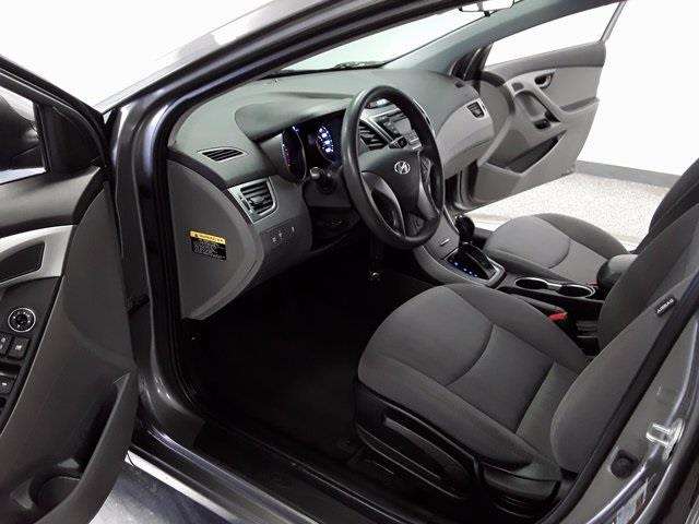 2014 Hyundai Elantra SE 4dr Sedan